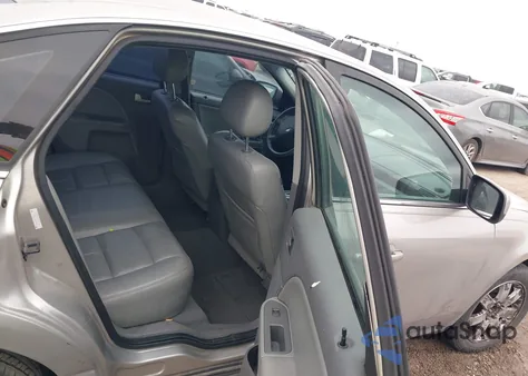 2007 Ford Five Hundred Sel z USA, uszkodzony, nr VIN 1FAHP24137G156229